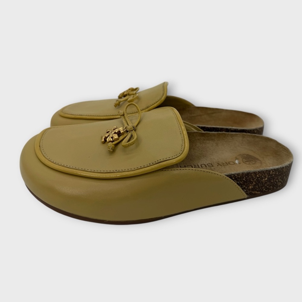 Tory Burch Soft Leather Tory Charm Mules Brie Color Size 7 NICE! - Picture 2 of 9